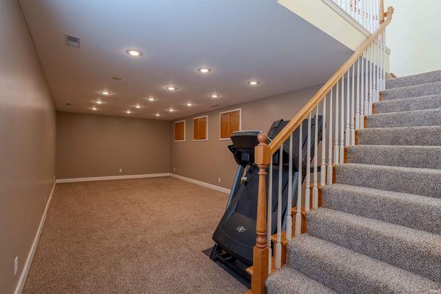 3466 Pine Ridge Drive, Newburgh, IN 47630