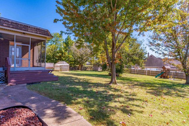 3466 Pine Ridge Drive, Newburgh, IN 47630