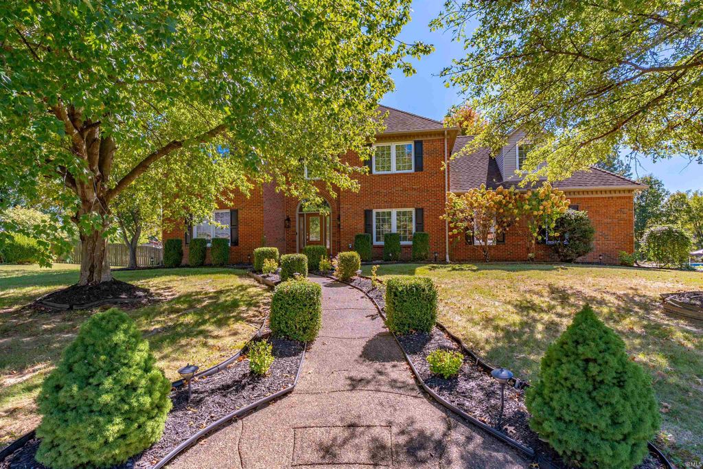 3466 Pine Ridge Drive, Newburgh, IN 47630
