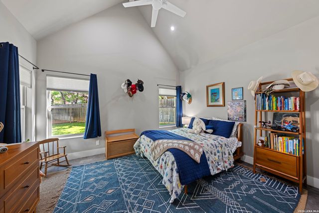 2146 Stone Gate, Fredericksburg, TX 78624