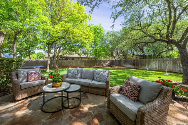 2146 Stone Gate, Fredericksburg, TX 78624