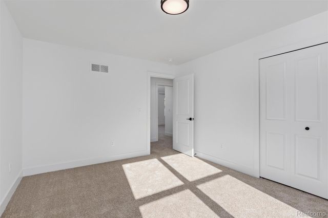 50627 Elsey Street, New Baltimore, MI 48047
