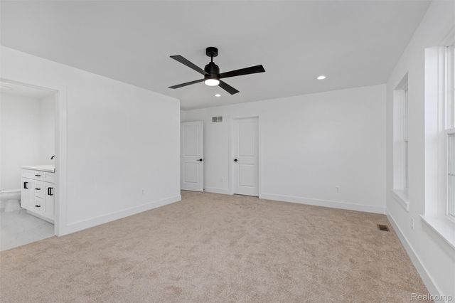 50627 Elsey Street, New Baltimore, MI 48047