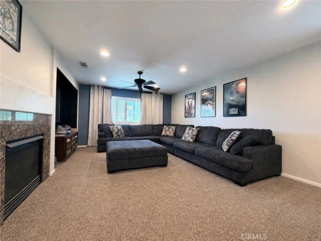 562 Quigley Lane, Perris, CA 92570
