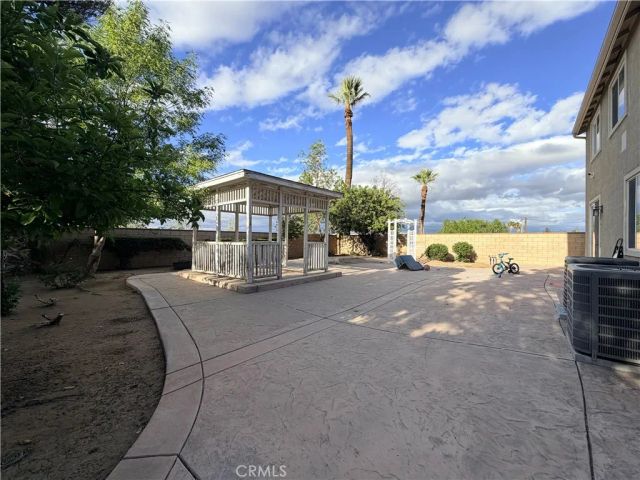 562 Quigley Lane, Perris, CA 92570
