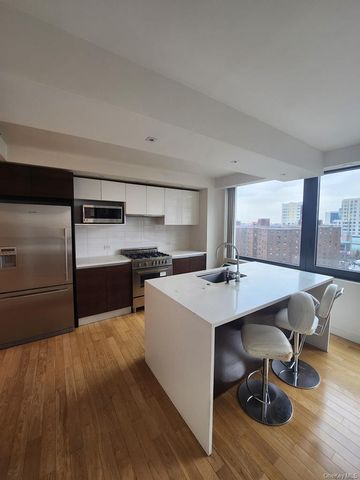 39-16 Prince Street 9F, Flushing, NY 11354