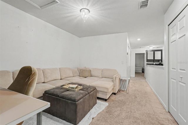 5374 SYLVESTER LOOP, Tampa, FL 33610