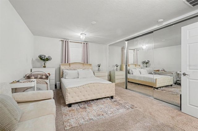 5374 SYLVESTER LOOP, Tampa, FL 33610