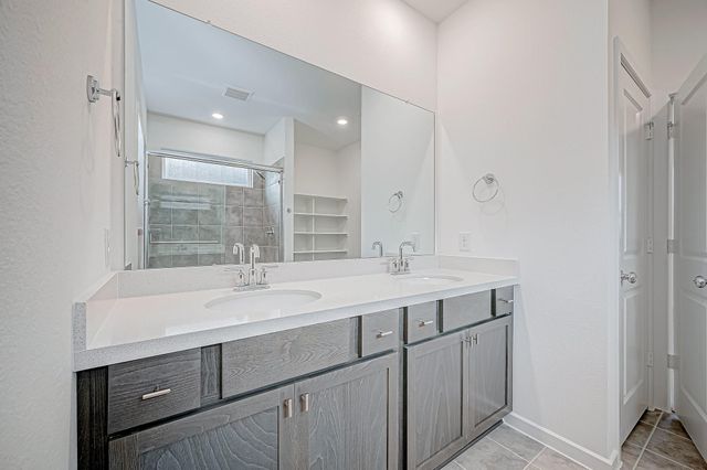9746 Pettus Creek Drive, Cypress, TX 77433