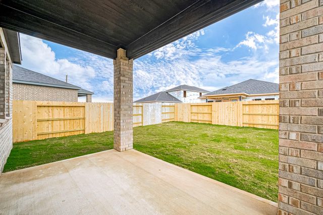 9746 Pettus Creek Drive, Cypress, TX 77433