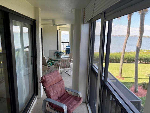 3792 NE Ocean Boulevard 211-n, Jensen Beach, FL 34957