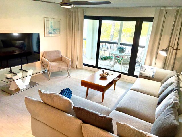 3792 NE Ocean Boulevard 211-n, Jensen Beach, FL 34957