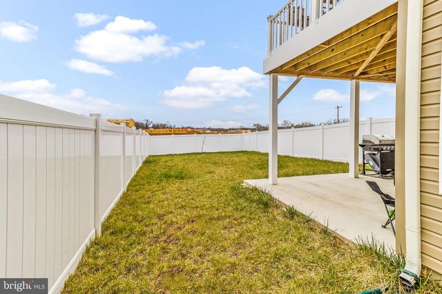 26 STEMBOGAN CT, Charles Town, WV 25414