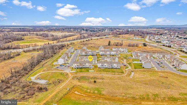 26 STEMBOGAN CT, Charles Town, WV 25414