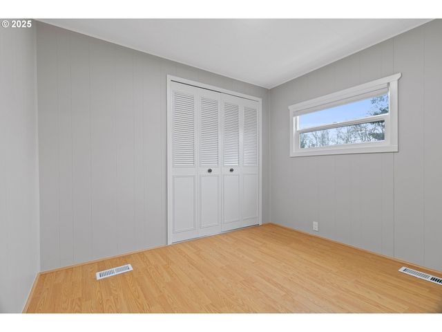 570 N 10th St 29, Cornelius, OR 97113