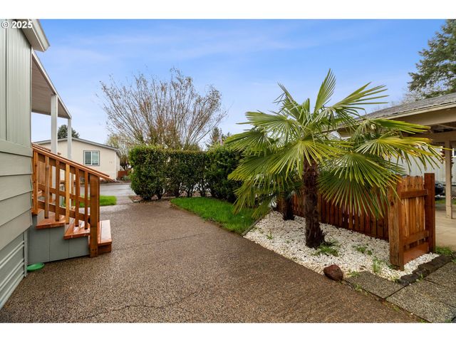 570 N 10th St 29, Cornelius, OR 97113