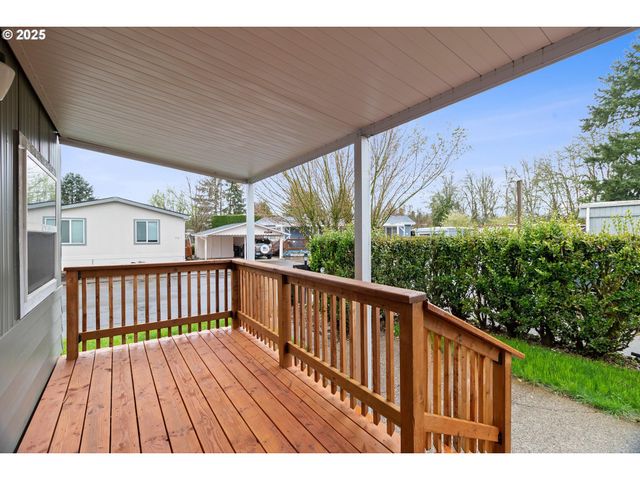 570 N 10th St 29, Cornelius, OR 97113