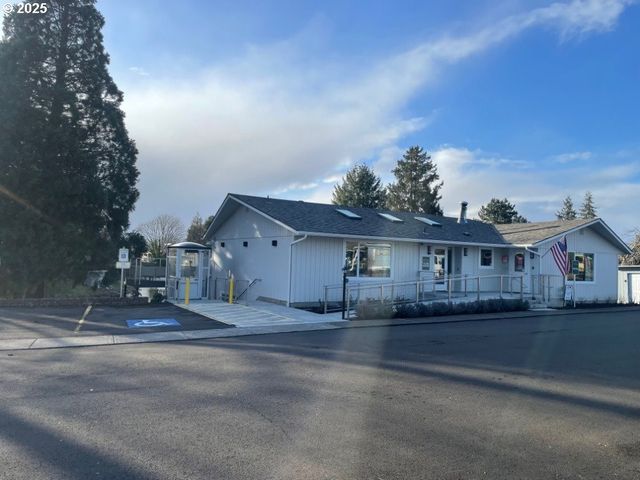 570 N 10th St 29, Cornelius, OR 97113