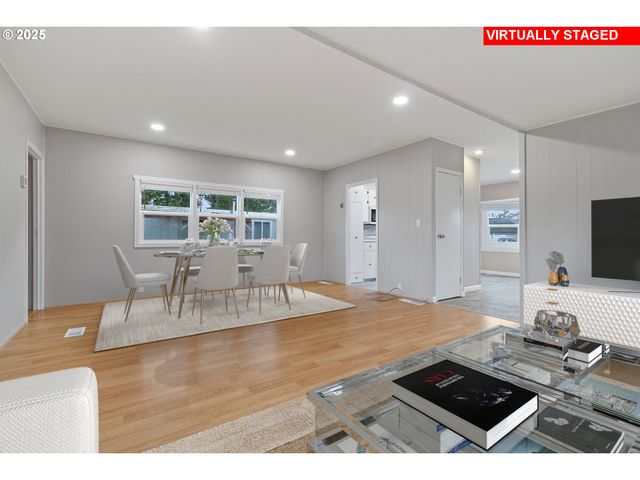 570 N 10th St 29, Cornelius, OR 97113