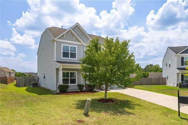 6602 Minstrel Court, Whitsett, NC 27377