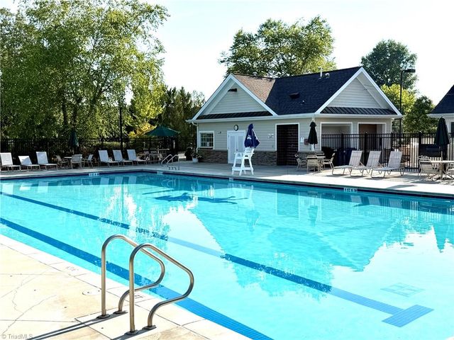 6602 Minstrel Court, Whitsett, NC 27377