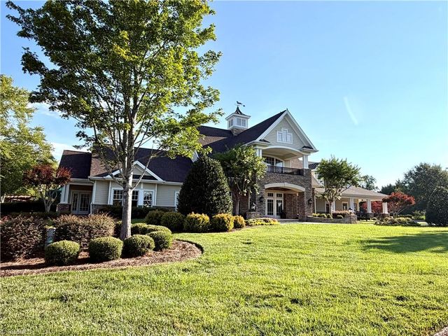 6602 Minstrel Court, Whitsett, NC 27377