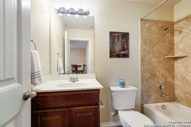 9743 COMMON LAW, Converse, TX 78109