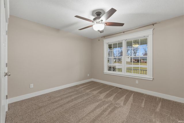 123 Zona Drive, Auburn, IN 46706