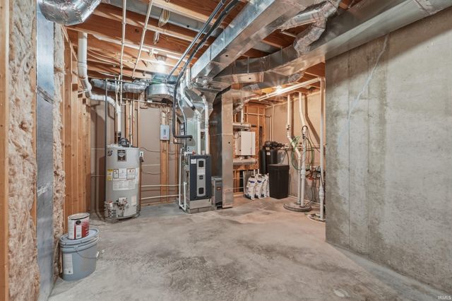 123 Zona Drive, Auburn, IN 46706