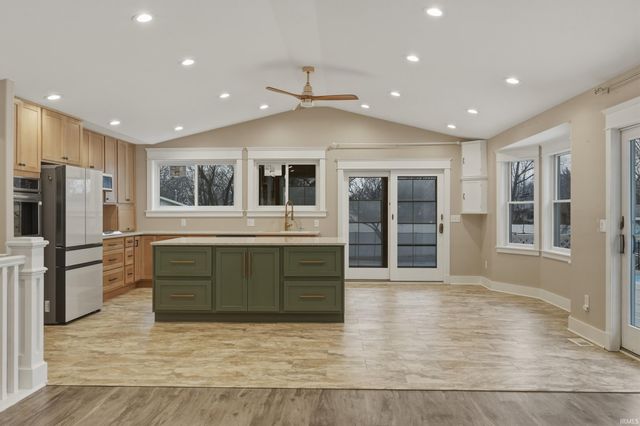 123 Zona Drive, Auburn, IN 46706