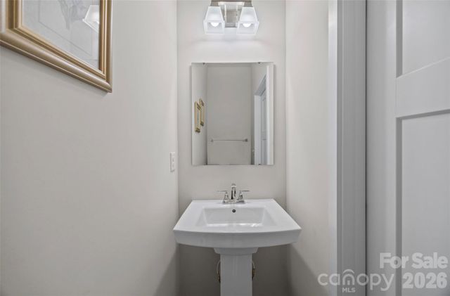 913 Prince Garrett Way, Denver, NC 28037