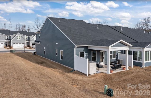 913 Prince Garrett Way, Denver, NC 28037