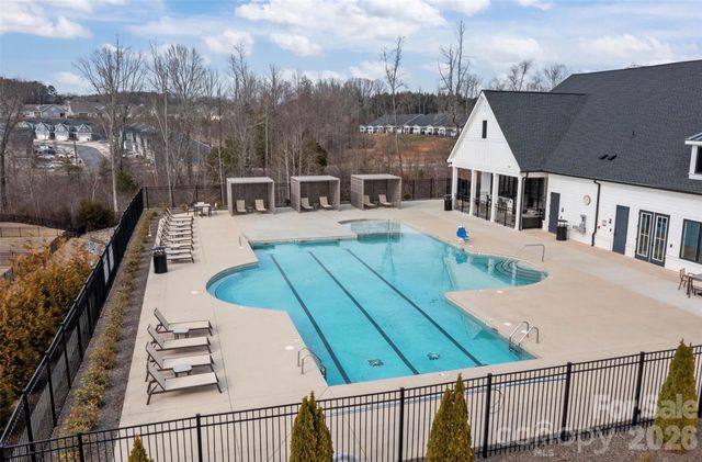 913 Prince Garrett Way, Denver, NC 28037