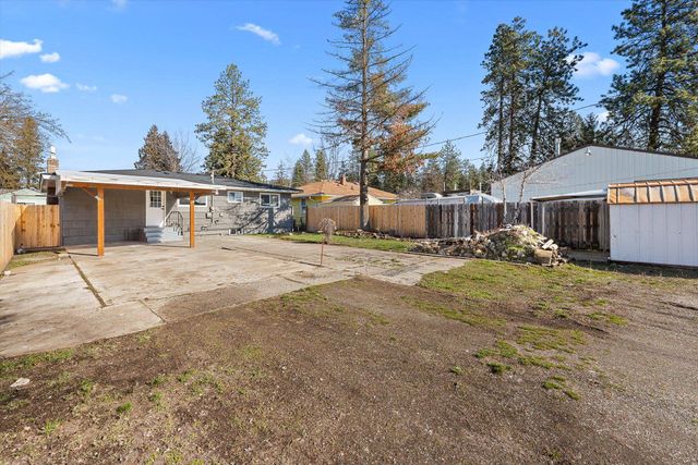 3527 W W Wellesley Ave, Spokane, WA 99205