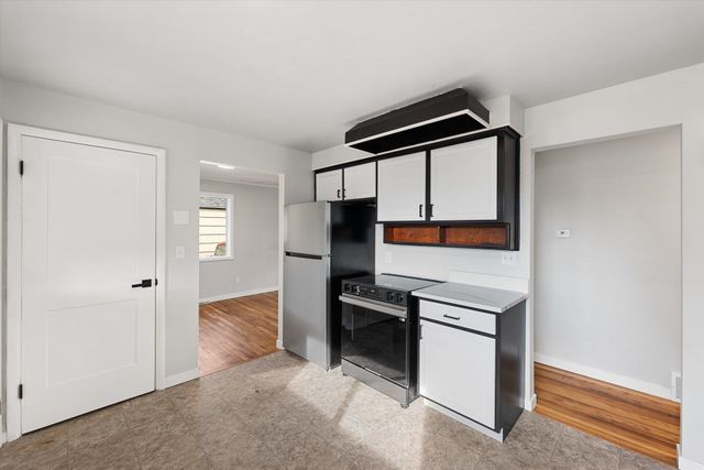 3527 W W Wellesley Ave, Spokane, WA 99205