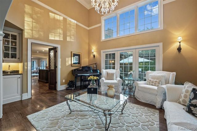 25325 Devon Lane, Franklin, MI 48025