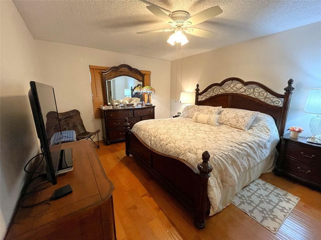 7837 Golf Circle Drive 206, Margate, FL 33063