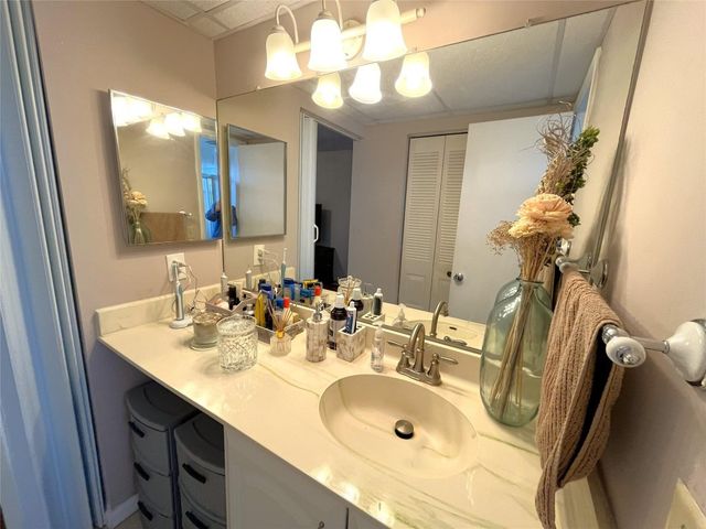 7837 Golf Circle Drive 206, Margate, FL 33063