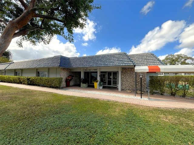 7837 Golf Circle Drive 206, Margate, FL 33063