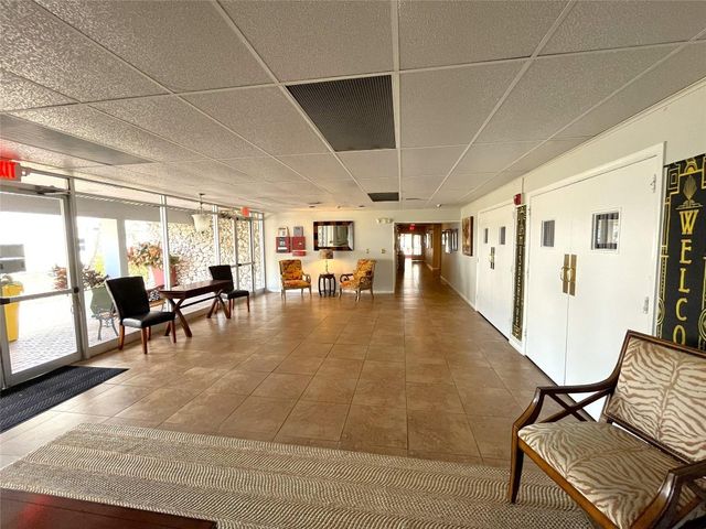 7837 Golf Circle Drive 206, Margate, FL 33063