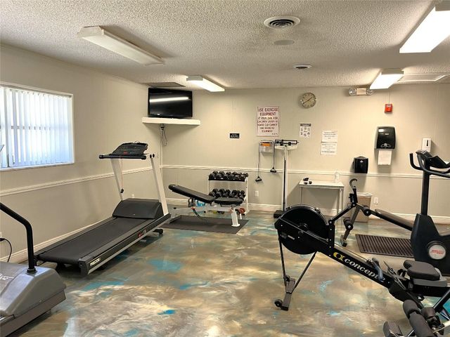 7837 Golf Circle Drive 206, Margate, FL 33063