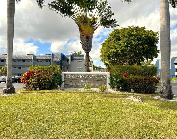 7837 Golf Circle Drive 206, Margate, FL 33063