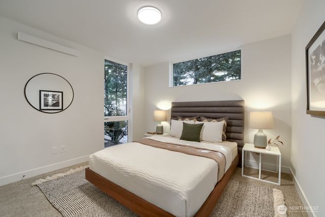 813 NE 90th Street, Seattle, WA 98115