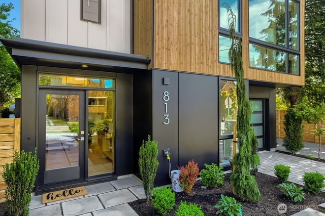 813 NE 90th Street, Seattle, WA 98115