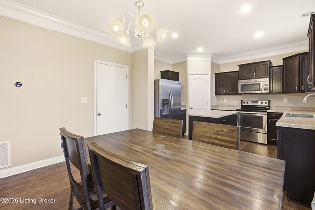 1129 Cherry Hollow Rd, La Grange, KY 40031