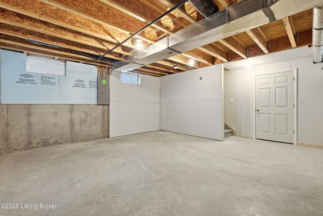 1129 Cherry Hollow Rd, La Grange, KY 40031