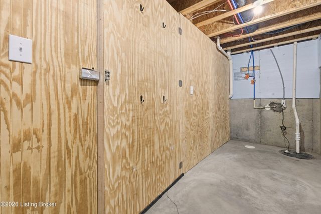 1129 Cherry Hollow Rd, La Grange, KY 40031