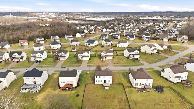 1129 Cherry Hollow Rd, La Grange, KY 40031