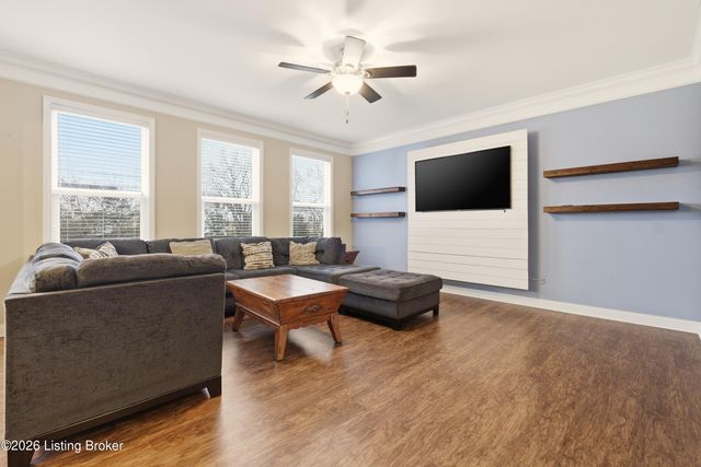 1129 Cherry Hollow Rd, La Grange, KY 40031