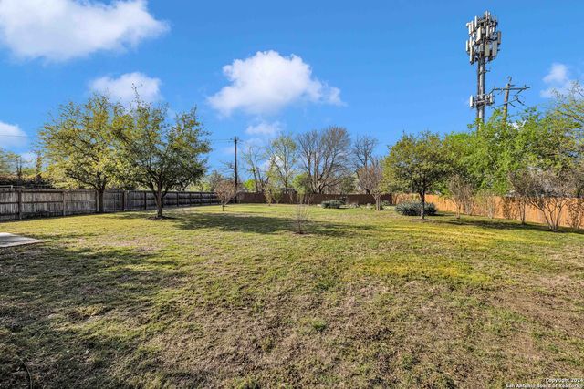 6730 Carmona Pass, San Antonio, TX 78252